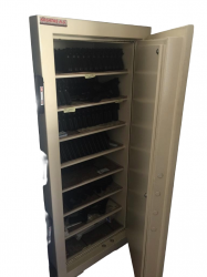 170 TABANCA KAPASİTELİ ADANA ORMAN İŞLETME TİPİ ELEKTRONİK ŞİFRELİ TABANCA KASASI 172*70*67CM 400KĞ ( 1699€ )+KDV 170 TABANCA KAPASİTELİ ADANA ORMAN İŞLETME TİPİ ELEKTRONİK ŞİFRELİ TABANCA KASASI 172*70*67CM 400KĞ ( 1699€ )+KDV